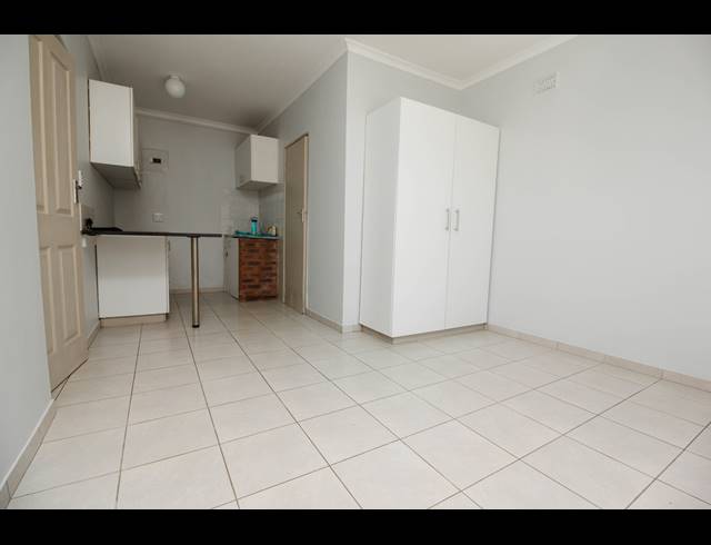 3 BEDROOM HOUSE FOR SALE IN ARENA PARK